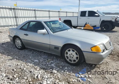 1991 Mercedes-Benz 300 Sl z USA, uszkodzony, nr VIN WDBFA61E1MF022918